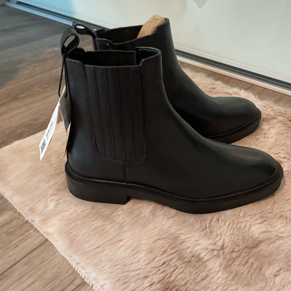 ZARA Leather Low Heel Ankle Boots - Picture 7 of 8